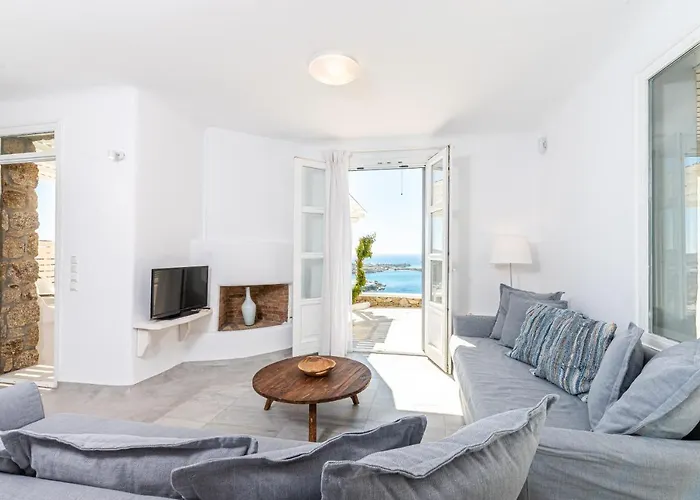 特尔格米科诺斯别墅 *