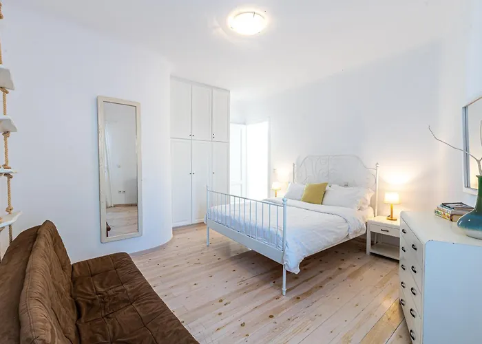 特尔格米科诺斯别墅 *