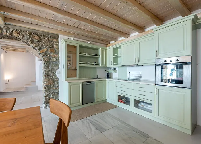 特尔格米科诺斯别墅 别墅 *